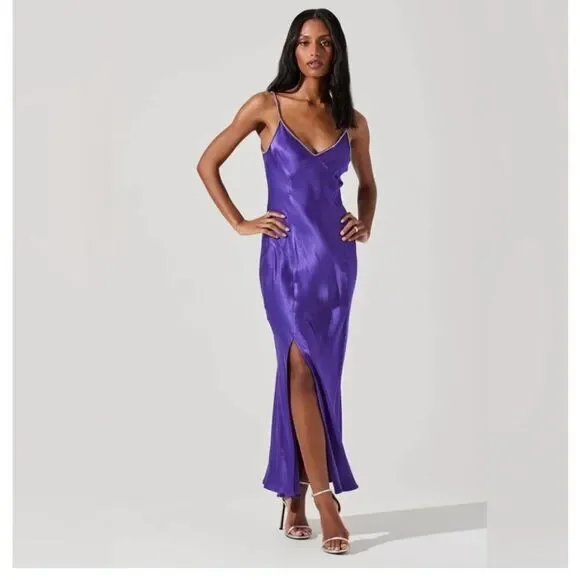 Astr the Label Women Kathleen Midi slip dress in purple size S NWT - Picture 1 of 6